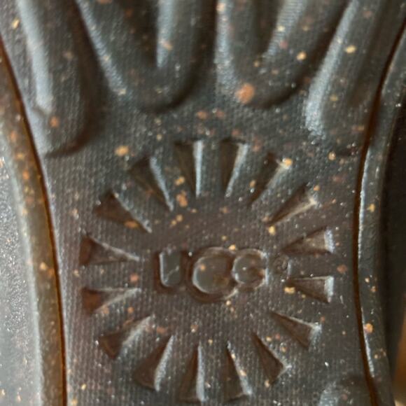 UGG Women’s Skyfall Suede Wedge Boots Chestnut Brown Size 9 - Picture 11 of 13